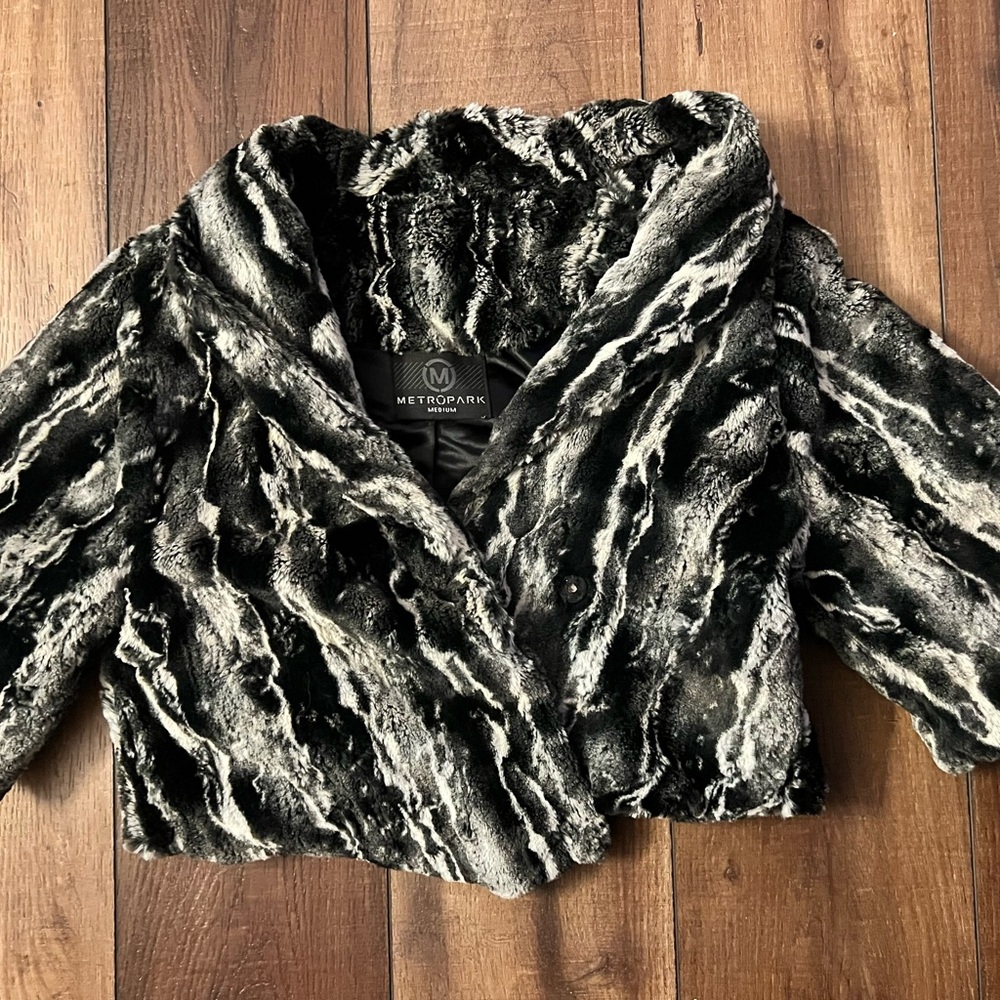 Metropark Women's Monochrome Faux Fur Teddy Jacket